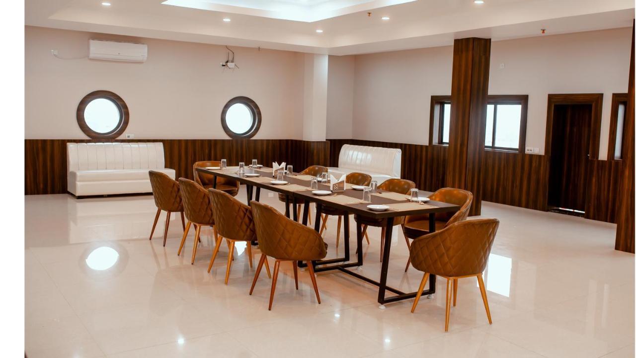 Hotel Dc Star Tarapith Luaran gambar