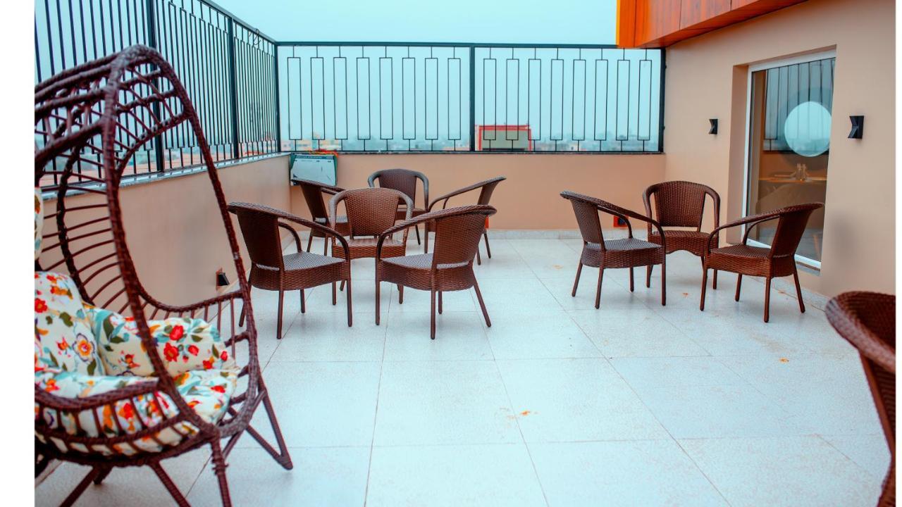 Hotel Dc Star Tarapith Luaran gambar